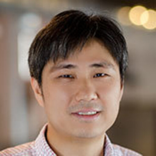 Portrait of Juwei Lu
